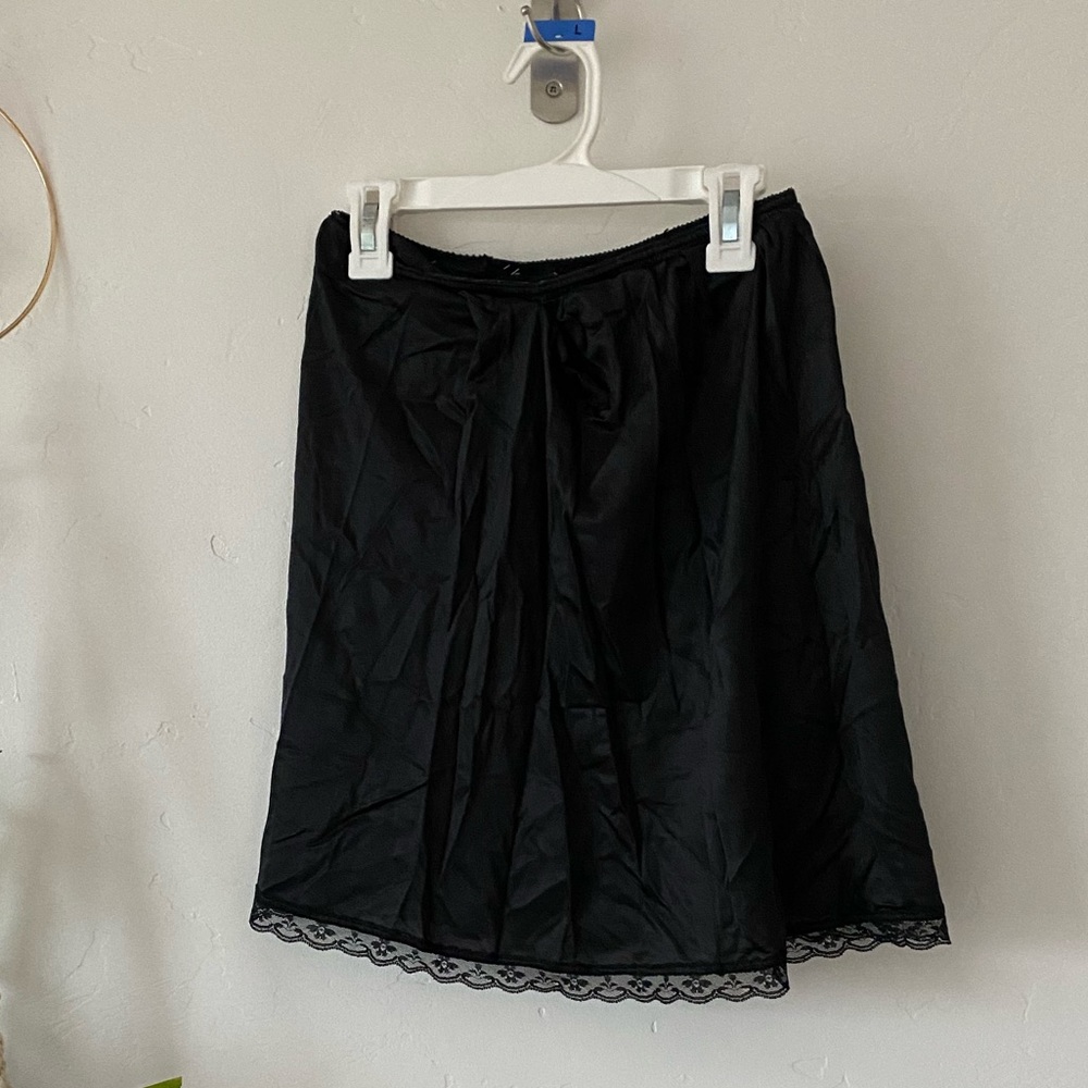 Victoria’s Secret Vintage lacy slip mini skirt